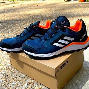 Size 10 Terrence Agravic TR